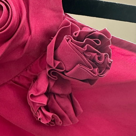 Silk magenta halter blouse. Size Medium - Picture 5 of 7